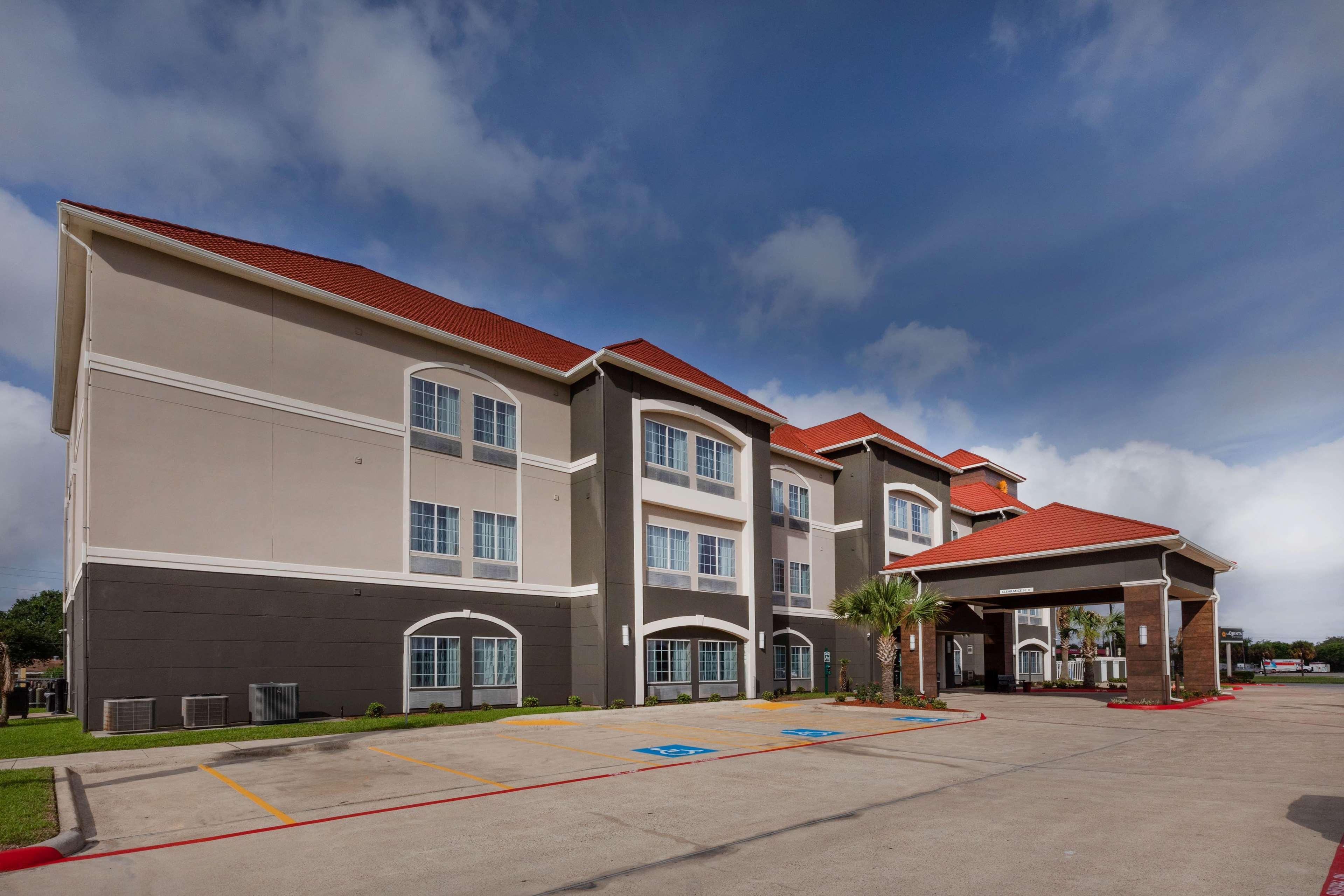 Hotel La Quinta By Wyndham 3*
