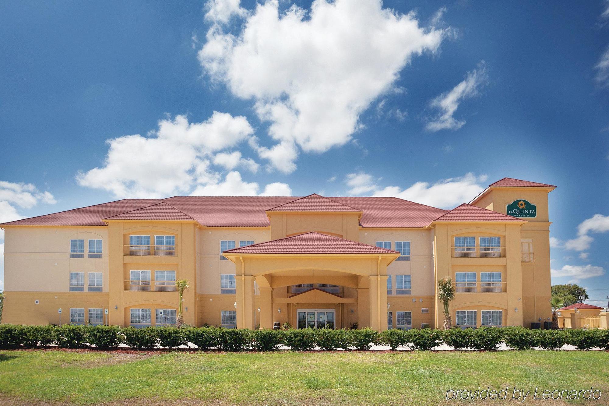 La Quinta By Wyndham Hotel