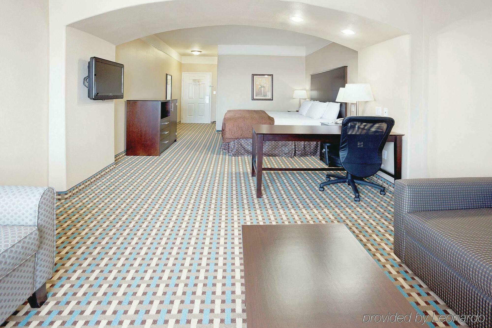 La Quinta By Wyndham Hotel